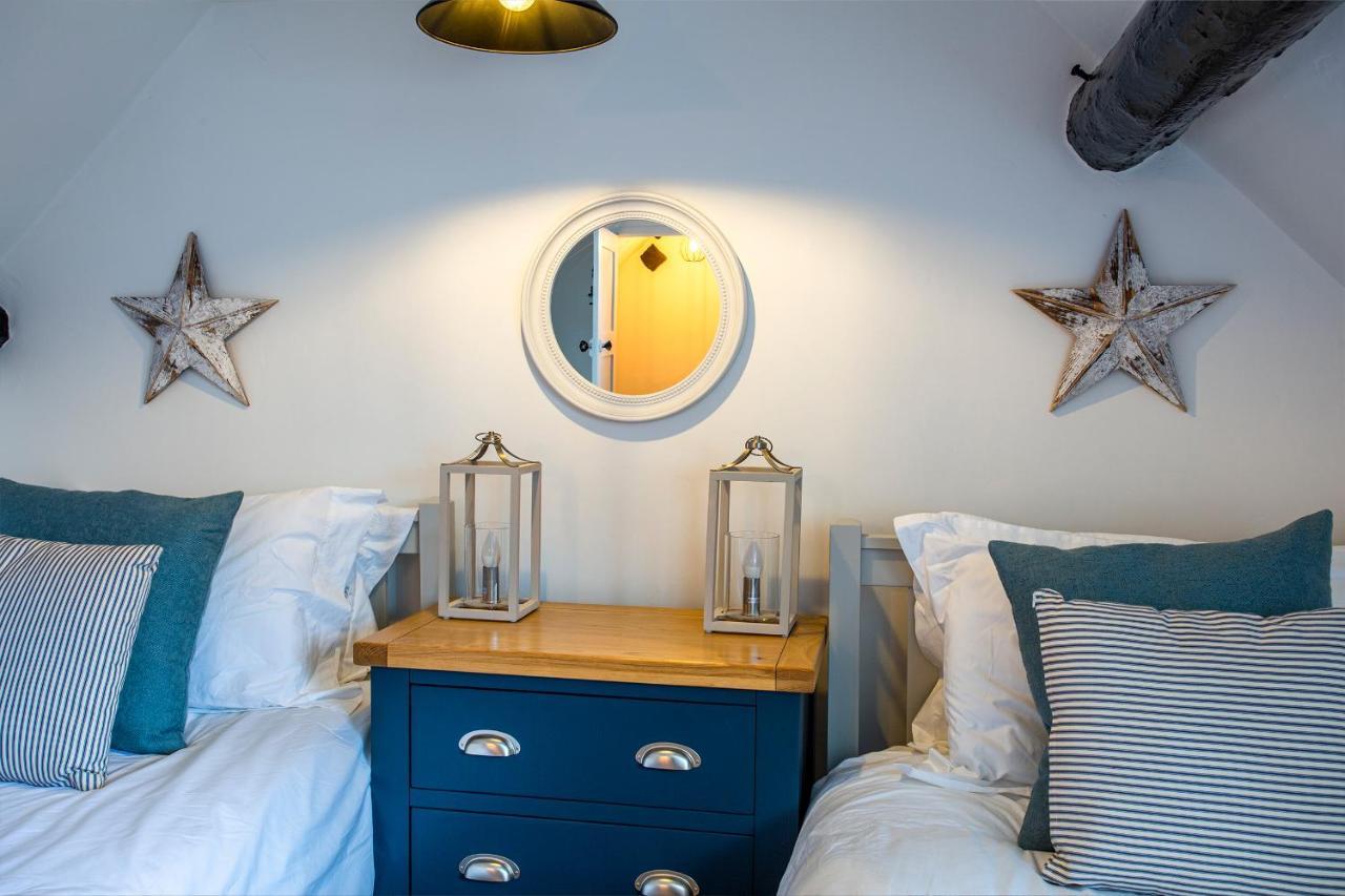 Whitby Boutique - Mast Cottage エクステリア 写真